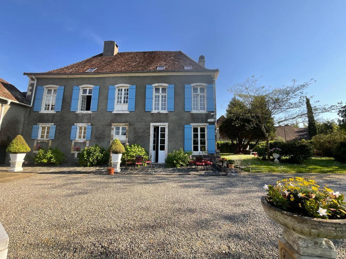 Hotel Domaine De La Carrere Arthez-de-Bearn Exterior foto